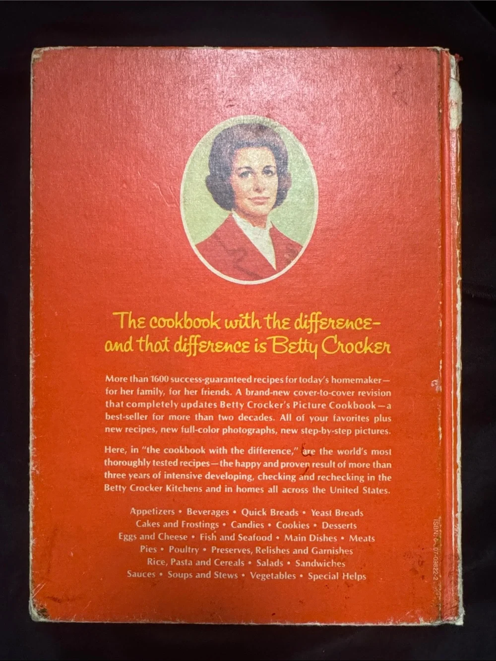 Betty Crocker vintage Cookbook with Pie cover Food Wheel Cover - Picture 2 of 7